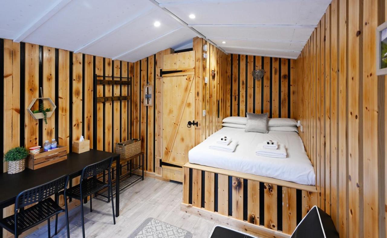 Woodshed Pod Villa Fort William Exterior photo